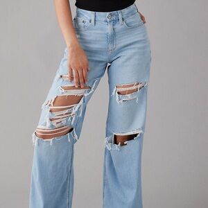 American Eagle Ripped Jeans *Never Warn*